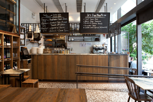 Rustic itu keren gan.(buat lo lo yang gatau rustic industrial)