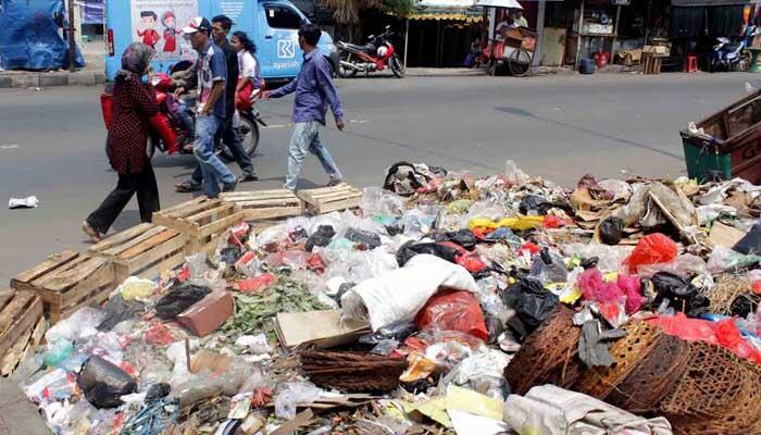 7 Alasan Mengapa Kebanyakan Cewek Jakarta Tuh Males Banget Jalan Kaki