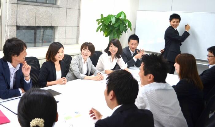 Ingin Karier Sukses Boleh Saja, Asal Jangan Tiru Budaya Kantor di Jepang Seperti Ini