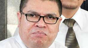 Daeng Azis Dibekuk, Pengacara Jadi Sibuk