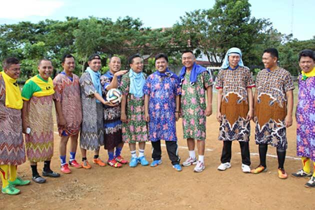 Menalaah Surat Edaran KPI Soal Pria Kewanitaan