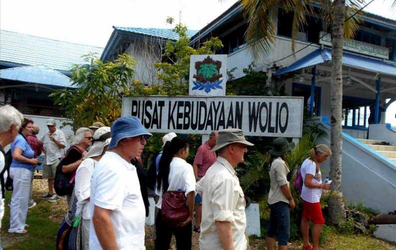 Ketika Kapal Pesiar Eropa Berkunjung ke Kota Baubau, Sulawesi Tenggara
