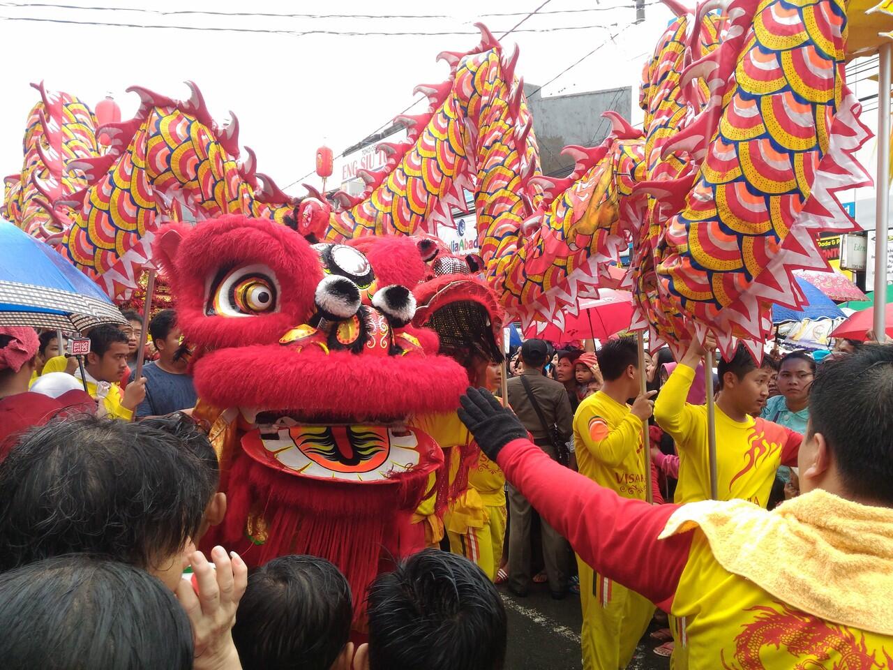 &#91;KOMBAT&#93; Kemeriahan Perayaan Cap Go Meh ke-17 di Karawang