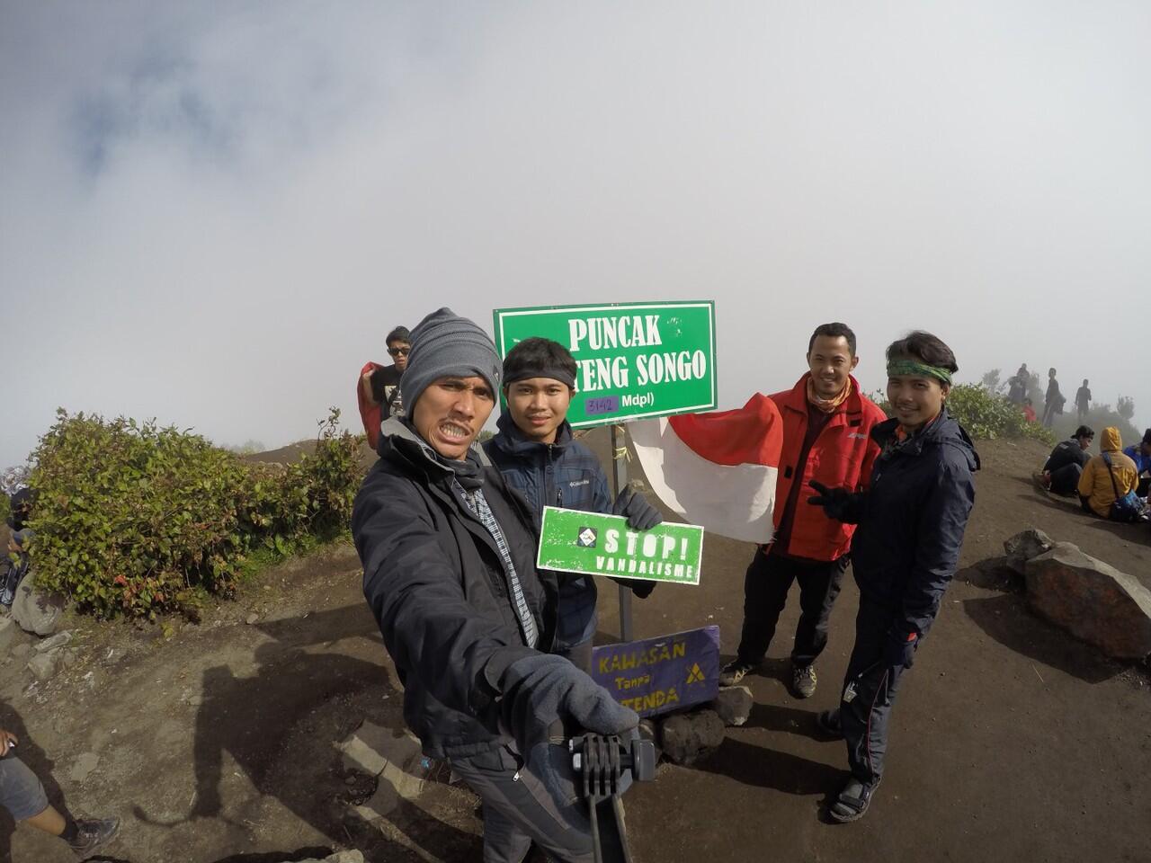 FIELD TRIP STORY GUNUNG MERBABU VIA SELO 20-21 Februari 2016