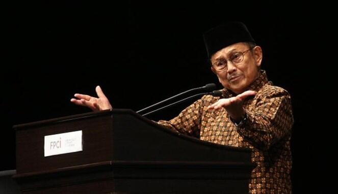 5 Nasihat B. J Habibie Ini Akan Membuatmu Berhenti Menyalahkan Keadaan