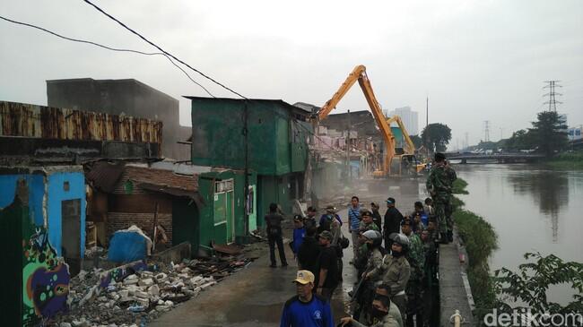 LOKALISASI BERSEJARAH KALIJODO RESMI DITUTUP DIBONGKAR 29 FEB 2016