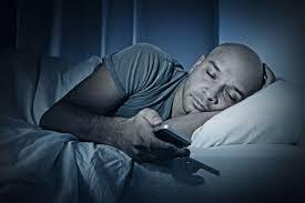 Waktu yang Ngga Enak Buat Angkat Telepon