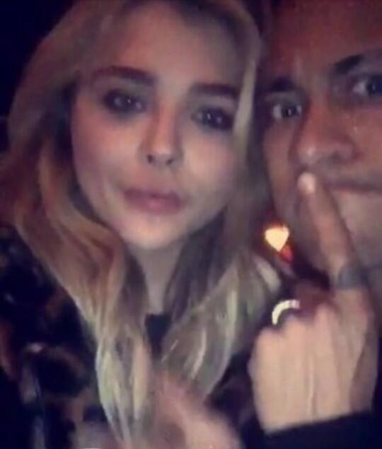Pesepak bola Neymar pacaran dgn Artis Elit Holywood Chloe Moretz 