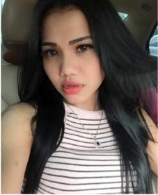 Ternyata Mobil Adalah Spot Favorit Untuk Para Cewek Gan!