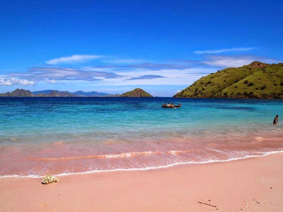 10 PANTAI BERPASIR PINK, INDONESIA ADA DUA, yooo..maannn...!
