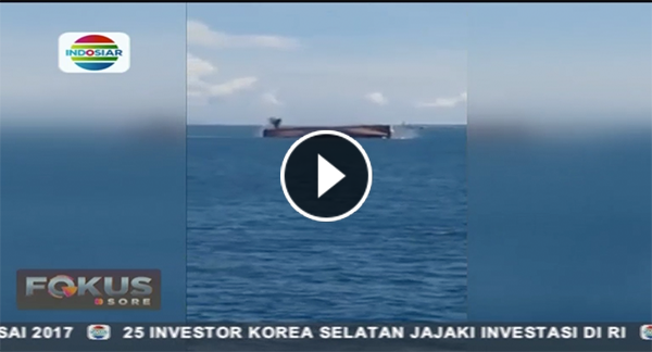 Video Amatir Tenggelamnya KM Rafelia 2 di Selat Bali