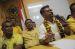 'Bola Panas' Golkar di Tangan Pemerintah dan Ical