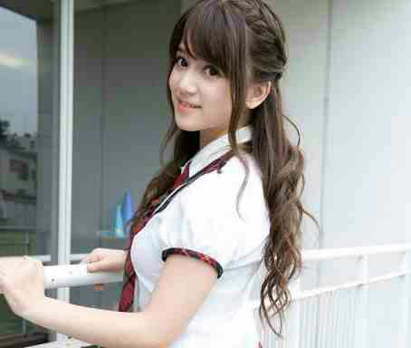 Cara Industri Hiburan di Jepang untuk Menjaga Idol Tetap Single