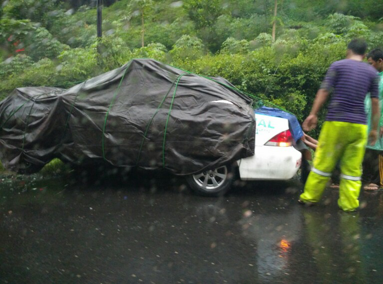 Mobil PJR ini habis kecelakaan