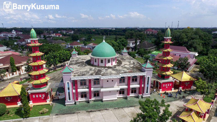 Empat Masjid Terindah di Indonesia.