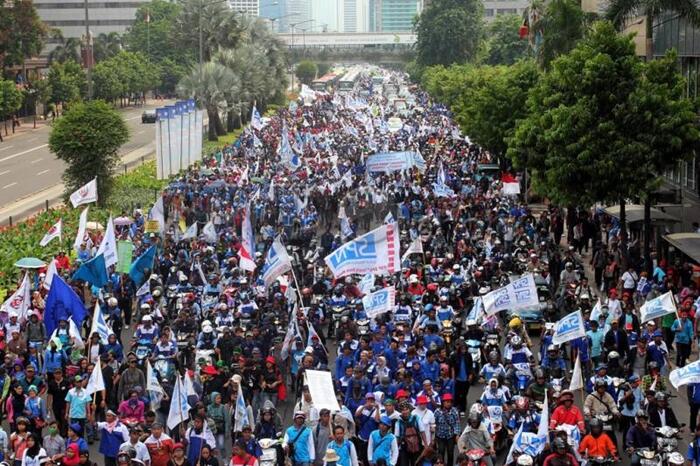 3 Kelemahan Tenaga Kerja Indonesia Yang Bisa Bikin Indonesia Terpuruk di Era MEA
