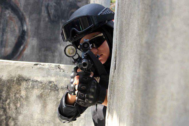 FOTO: Bripda Nina, Sniper Cantik Yang Siap 'Membidik' Hatimu