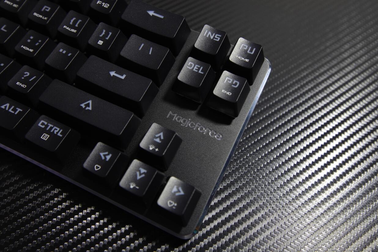 &#91;KEYBOARD&#93; Unboxing Magicforce Smart 68 Mini Mechanical Keyboard