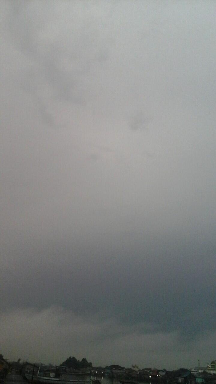 live from Pangkalan Bun KalTeng, penampakan gerhana.