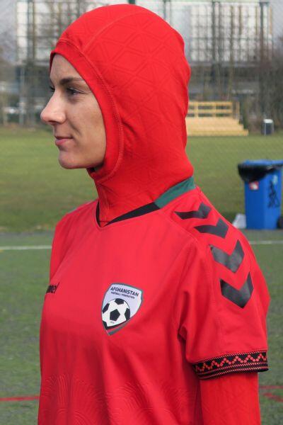 Timnas Wanita Afghanistan Luncurkan Jersey Hijab