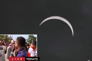Tertutup Sempurna, Cincin Matahari Tampak di Ternate