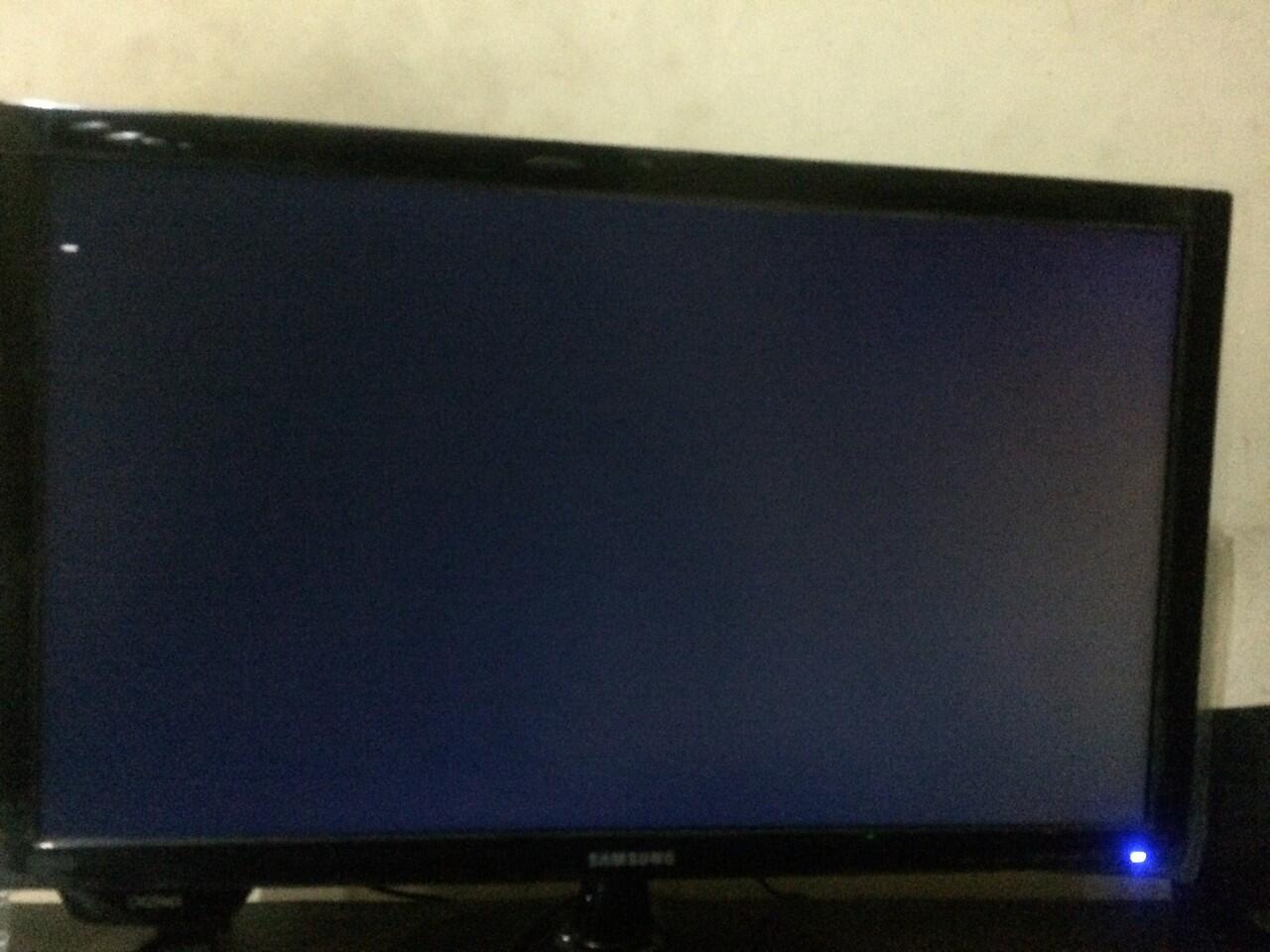 Komputer stuck setelah load bios