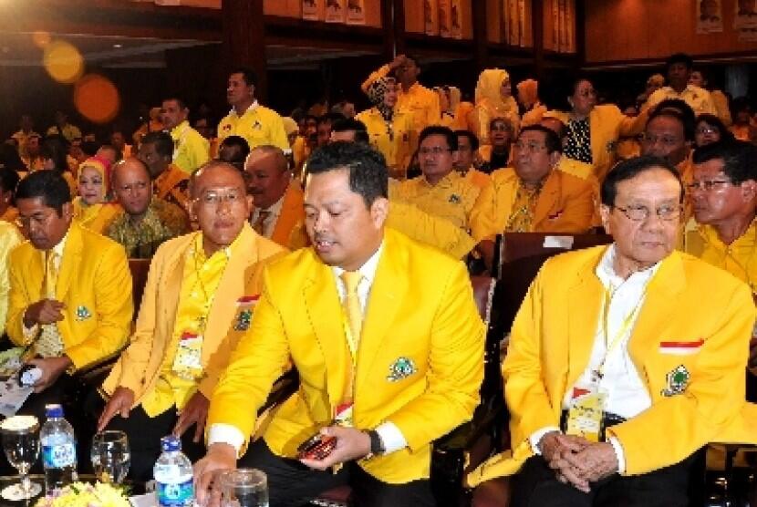 Wah, Rumah Dinas Wakil Ketua MPR; Mahyudin, &quot;Digeruduk&quot; Poros Muda Golkar (PMG)