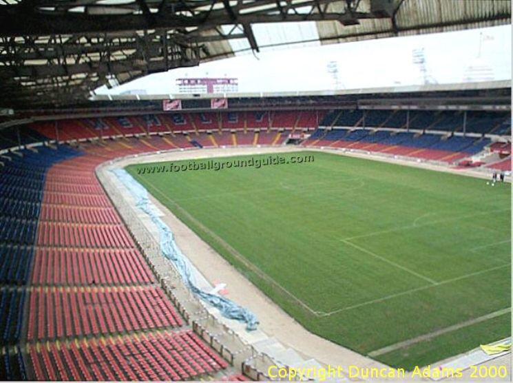 6 Stadion yang Menjadi Tonggak Sejarah Arsitektur Stadion Sepakbola di Inggris