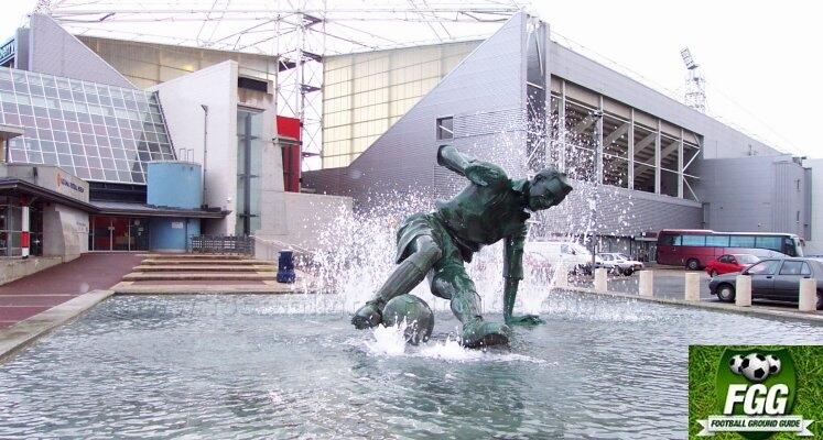 6 Stadion yang Menjadi Tonggak Sejarah Arsitektur Stadion Sepakbola di Inggris