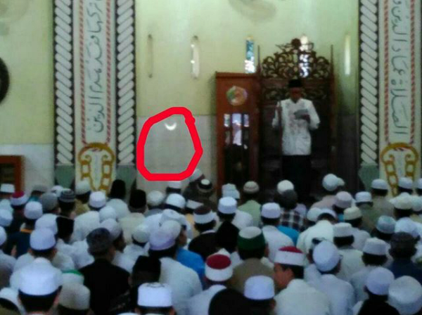 Penampakan Gmt di dalam masjid