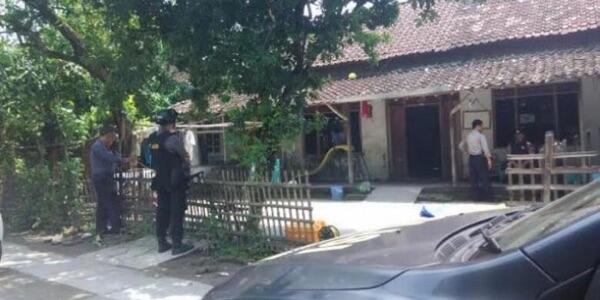 Densus 88 Gerebek Sebuah TK di Klaten