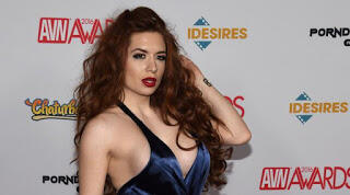 Wow! Ini Dia 10 Para Bintang Porno Dengan Busana Menggoda di AVN Awards 2016