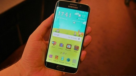 10 Tipe Pengguna Smartphone di KRL Commuter Line