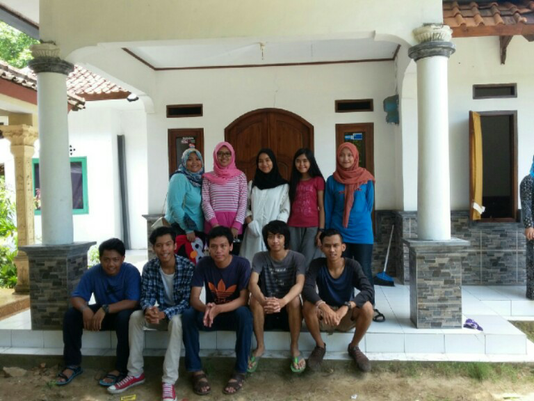 HOMESTAY PENGINAPAN PANTAI UJUNG GENTENG