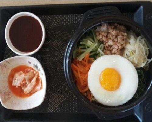 &#91;Review&#93; Ini dia Restoran Korea dengan sentuhan Kpop, Mujigae!