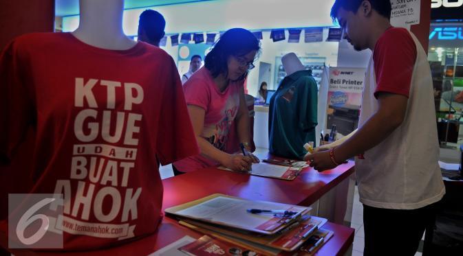Dukung Ahok, Warga Datangi Gerai TemanAhok untuk Verifikasi Ulang