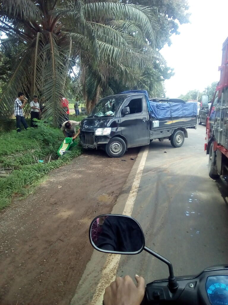 Kecelakaan di depan Area SPBU Trimurjo Lampung Tengah