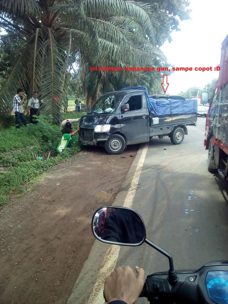 Kecelakaan di depan Area SPBU Trimurjo Lampung Tengah