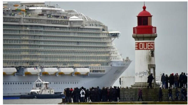 Kapal Pesiat Terbesar sudah Mulai di Uji Coba (Lebih Gede dari TITANIC GAN)