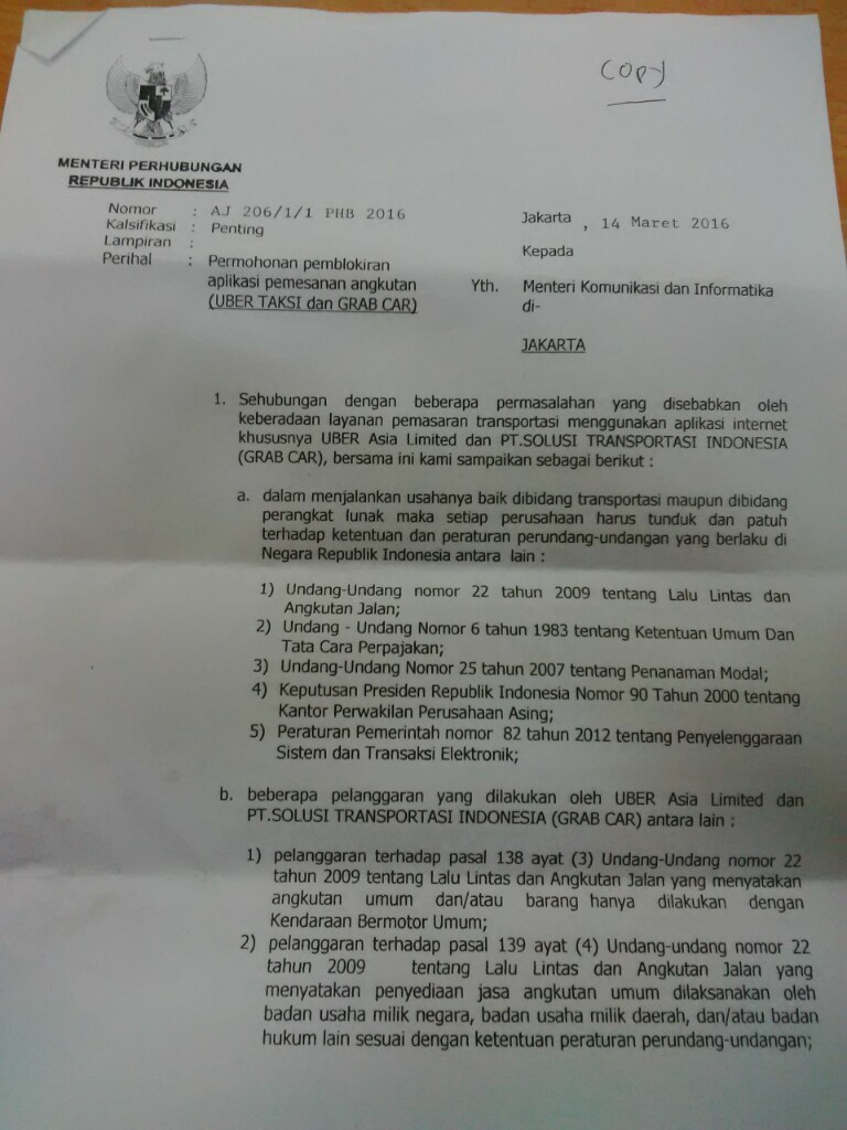 kominfo terima surat dari menhub . Minta aplikasi UBER dan GRAB diblokir