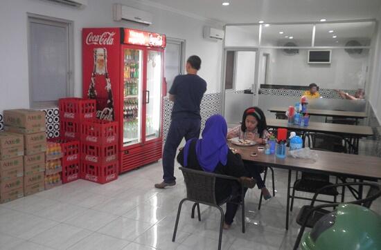 5 Tempat di Kantor Yang Gak Bakal Berani Agan Datengin Untuk Bercinta