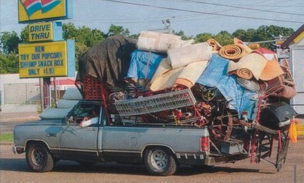 GOKIL!! 22 Cara Angkut Barang Paling Ekstrim Yang Bikin Kamu Geleng-Geleng Kepala