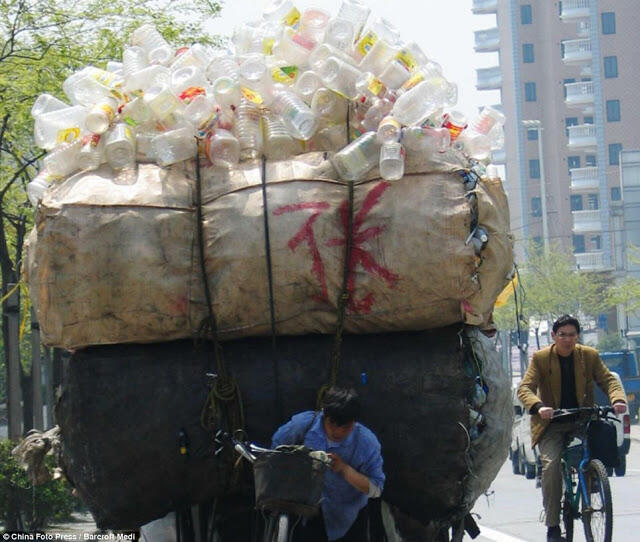 GOKIL!! 22 Cara Angkut Barang Paling Ekstrim Yang Bikin Kamu Geleng-Geleng Kepala