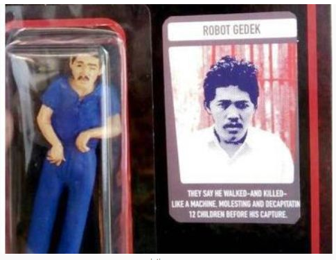 Action Figure Sumanto dan Robot Gedek Dijual Bebas di OL Shop