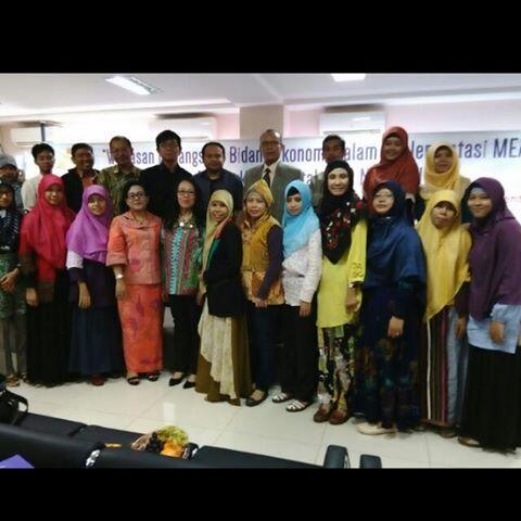 Buat kalian yang mau dan udah lulus kuliah masuk sini !!!