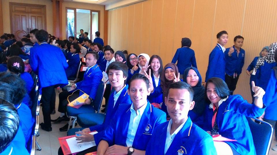 Buat kalian yang mau dan udah lulus kuliah masuk sini !!!