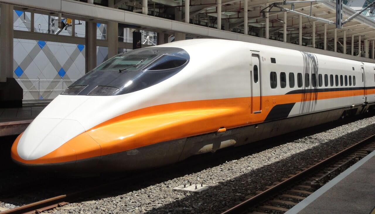 MENCERMATI STRATEGI TIONGKOK MEREBUT TEKNOLOGI HIGH SPEED RAIL (THSR) DARI EROPA