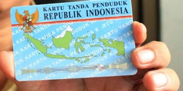URUS KTP EL LAMA DAN MENYULITKAN