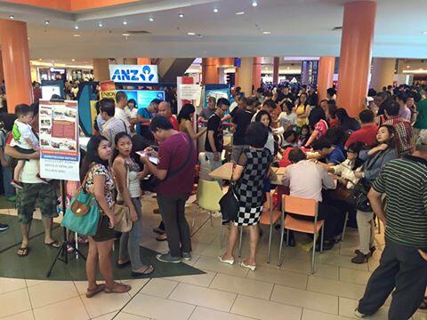 Pengumpulan Ulang KTP Ahok-Heru