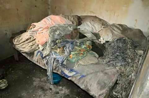 Mbah Gini, Lansia Yang Hidup Sebatang Kara